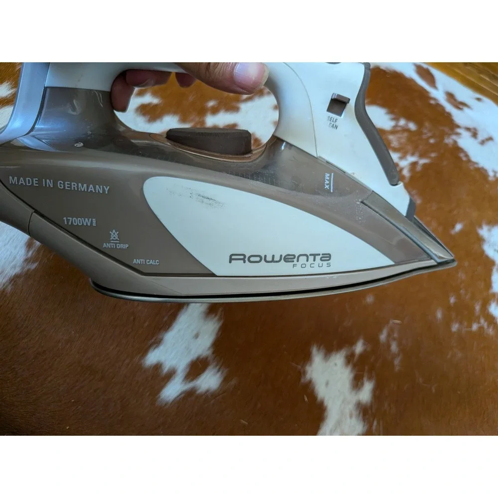 Rowenta Focus DW5080 1700W Electric Steam Iron Made In Germany